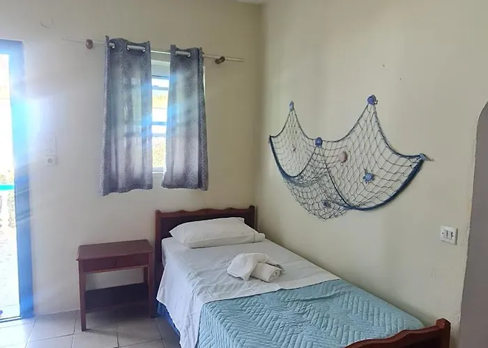 Zacharo Pensionat 3*