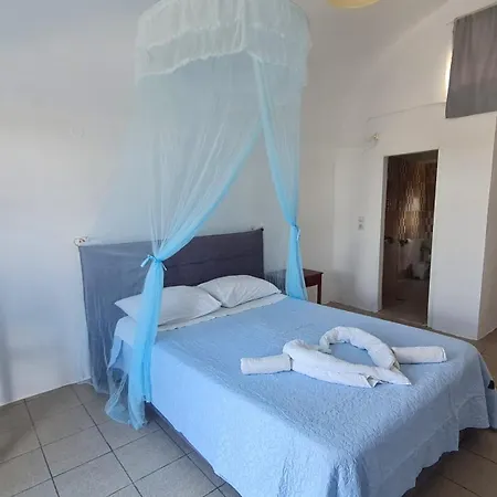 Zacharo Guest house Thirasia